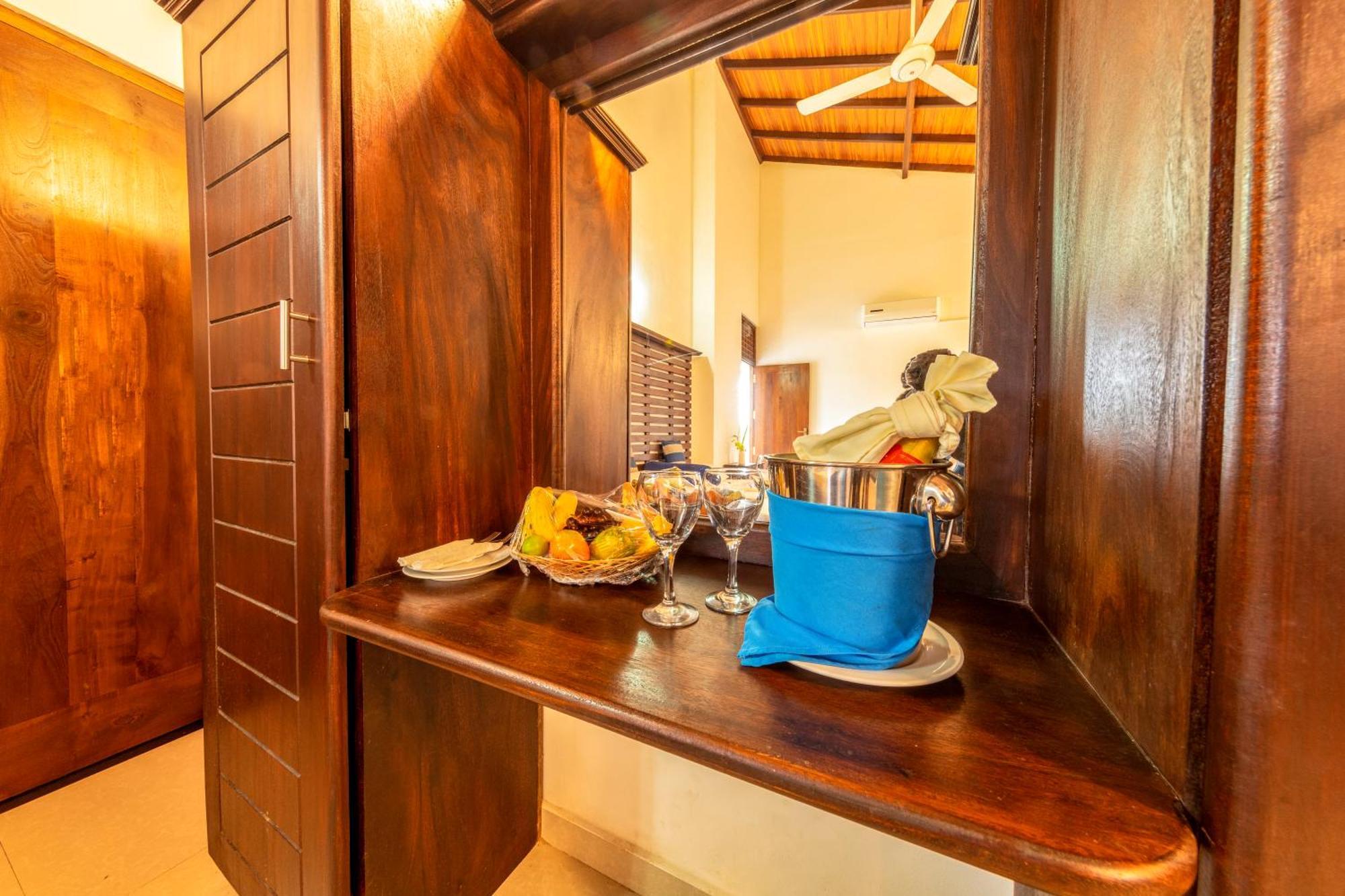 Owinmo Hotel & Reception Hall Galle Exterior photo