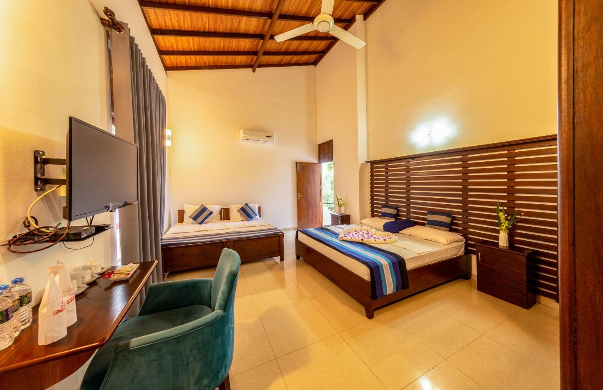 Owinmo Hotel & Reception Hall Galle Exterior photo