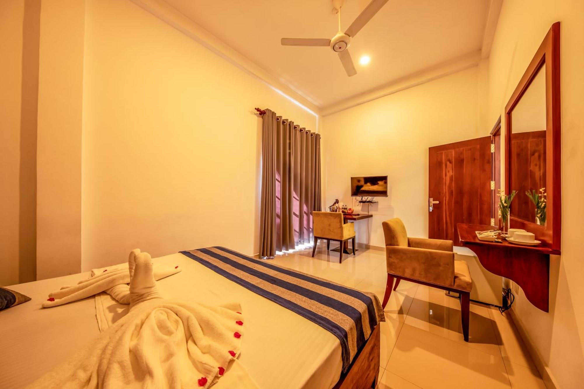 Owinmo Hotel & Reception Hall Galle Exterior photo